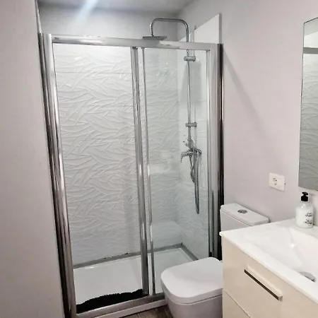 Torre Del Sol 1 Bedroom Wifi Free شقة أرونا